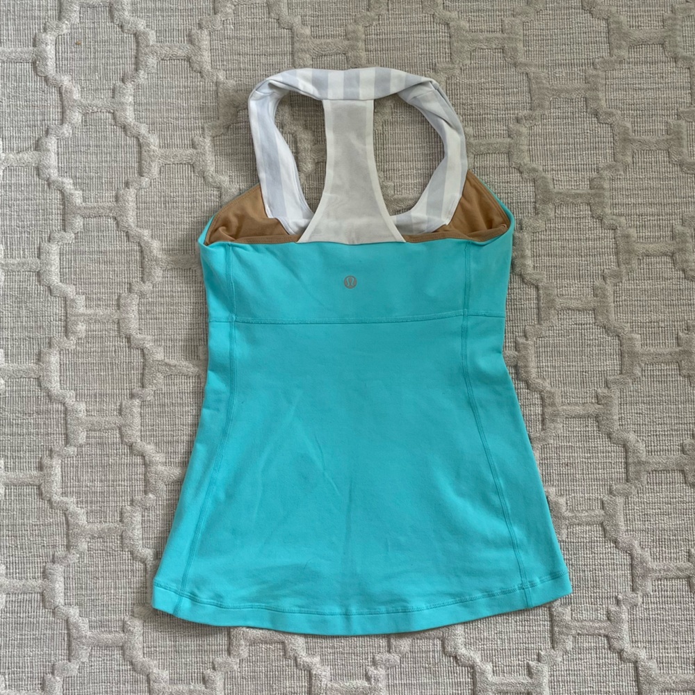 Lululemon scoop neck tank, size 4, blue with white and gray - Picture 2 of 4